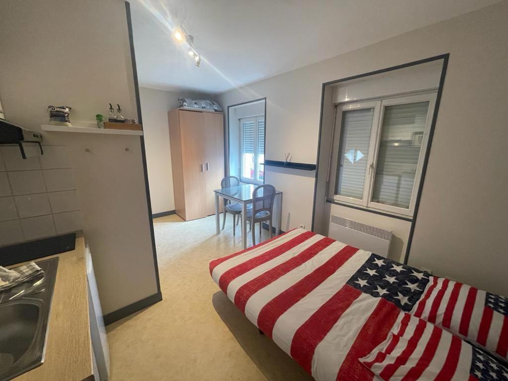 Studio Agreable Et Lumineux Apartman Niort Kültér fotó
